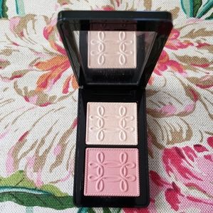 BNIB MAC Sweet peach nutcracker palette